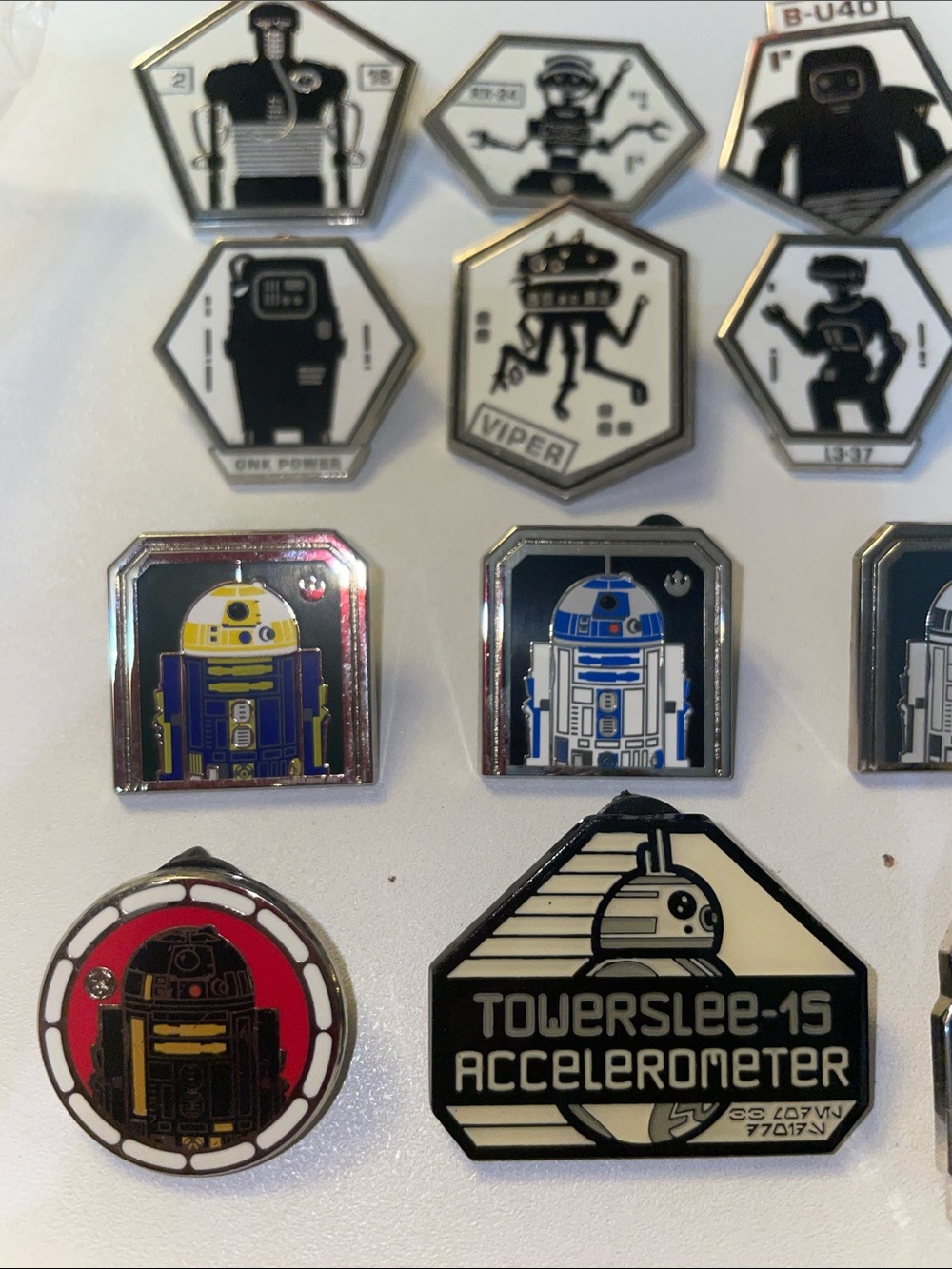 Disney pins - Picture 4 of 7